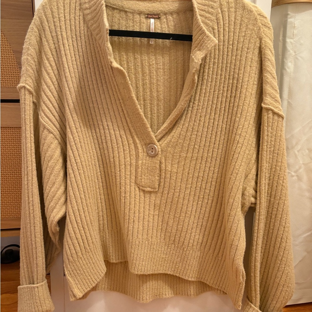 Free People Cream V-Neck Sweater with Chunky Knit